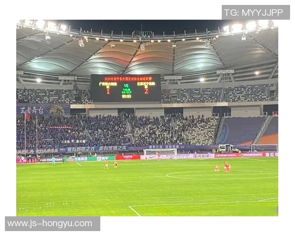 若因维利与圣保罗的激烈对决展现足球魅力与团队精神的巅峰之战