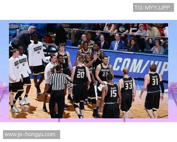 2017年11月3日勇士与马刺激战回顾:巅峰对决的精彩瞬间与战术分析 2017年11月3日勇士与马刺激战回顾:巅峰对决的精彩瞬间与战术分析