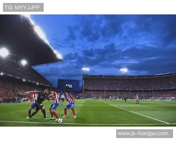 本泽马的传奇之路:从青涩少年到世界足球巨星的蜕变与辉煌 本泽马的传奇之路:从青涩少年到世界足球巨星的蜕变与辉煌