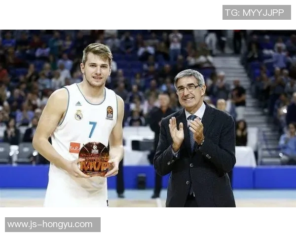 杜克大学对阵北卡罗来纳大学精彩对决在线直播全程回放与分析 杜克大学对阵北卡罗来纳大学精彩对决在线直播全程回放与分析