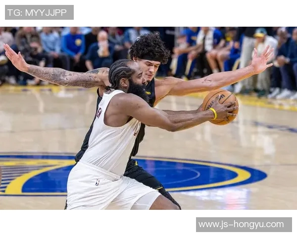 广东体育勇士对决骑士NBA赛场激情碰撞引发热血对抗 广东体育勇士对决骑士NBA赛场激情碰撞引发热血对抗