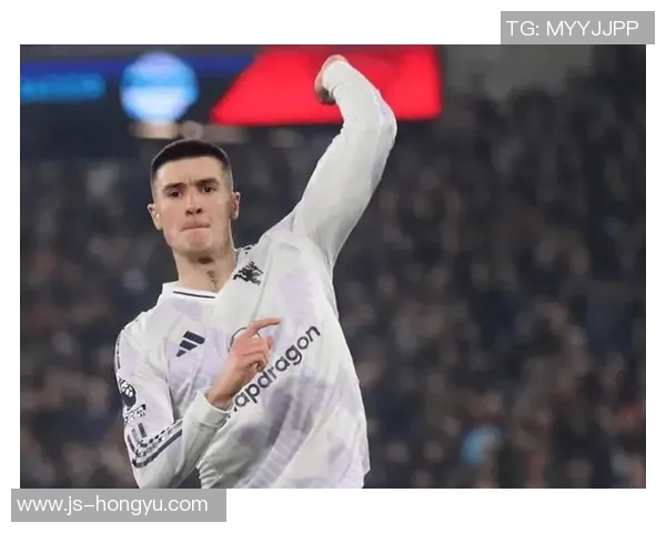 谢什科的传奇旅程：从无名小卒到足球巨星的蜕变与荣耀